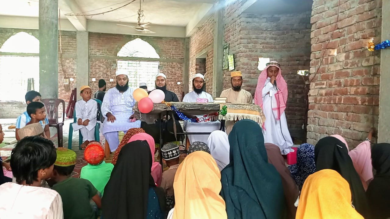 জয়দেবপুরে ওমেদ মোল্লা আছিরন নেছা জামে মসজিদের উদ্যোগে ইসলামিক সাংস্কৃতিক অনুষ্ঠান
