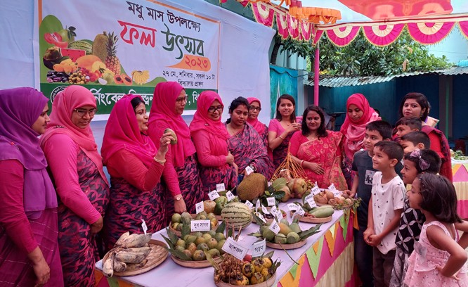 ঝিনাইদহে দিনব্যাপী ফল উৎসব