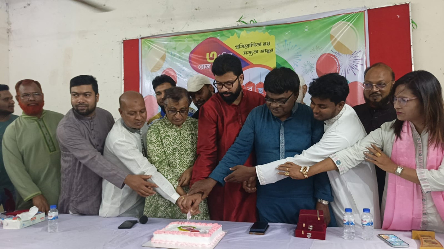 রংপুরে ''আলোকিত পত্রিকার' প্রতিষ্ঠা বার্ষিকী পালন